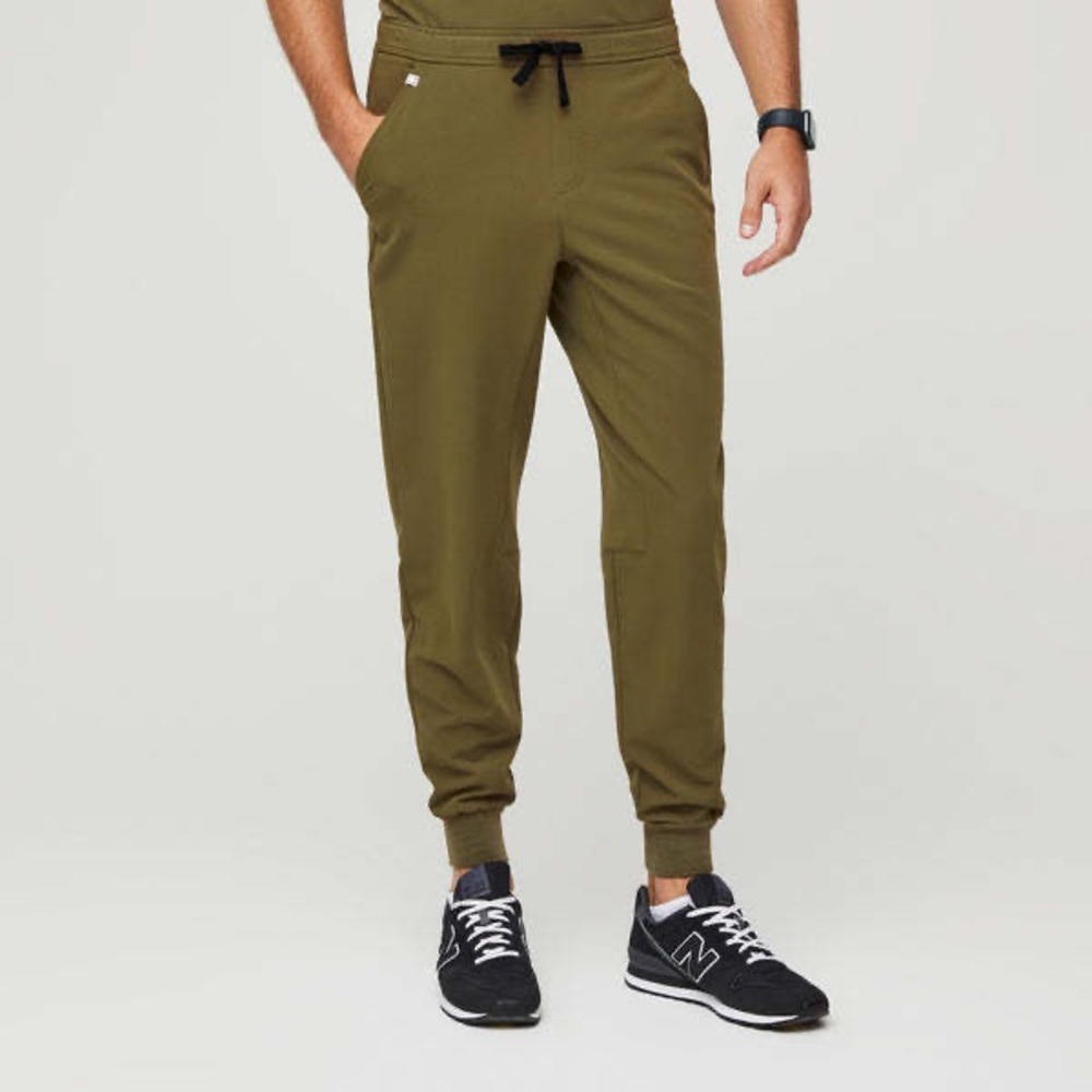 Figs Tansen™ Jogger Scrub Pants | Martini Olive